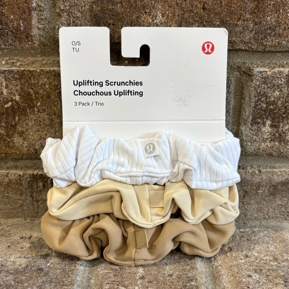 NWT Lululemon Uplifting Scrunchies 3 Pack In White/Gleam/Pale Linen